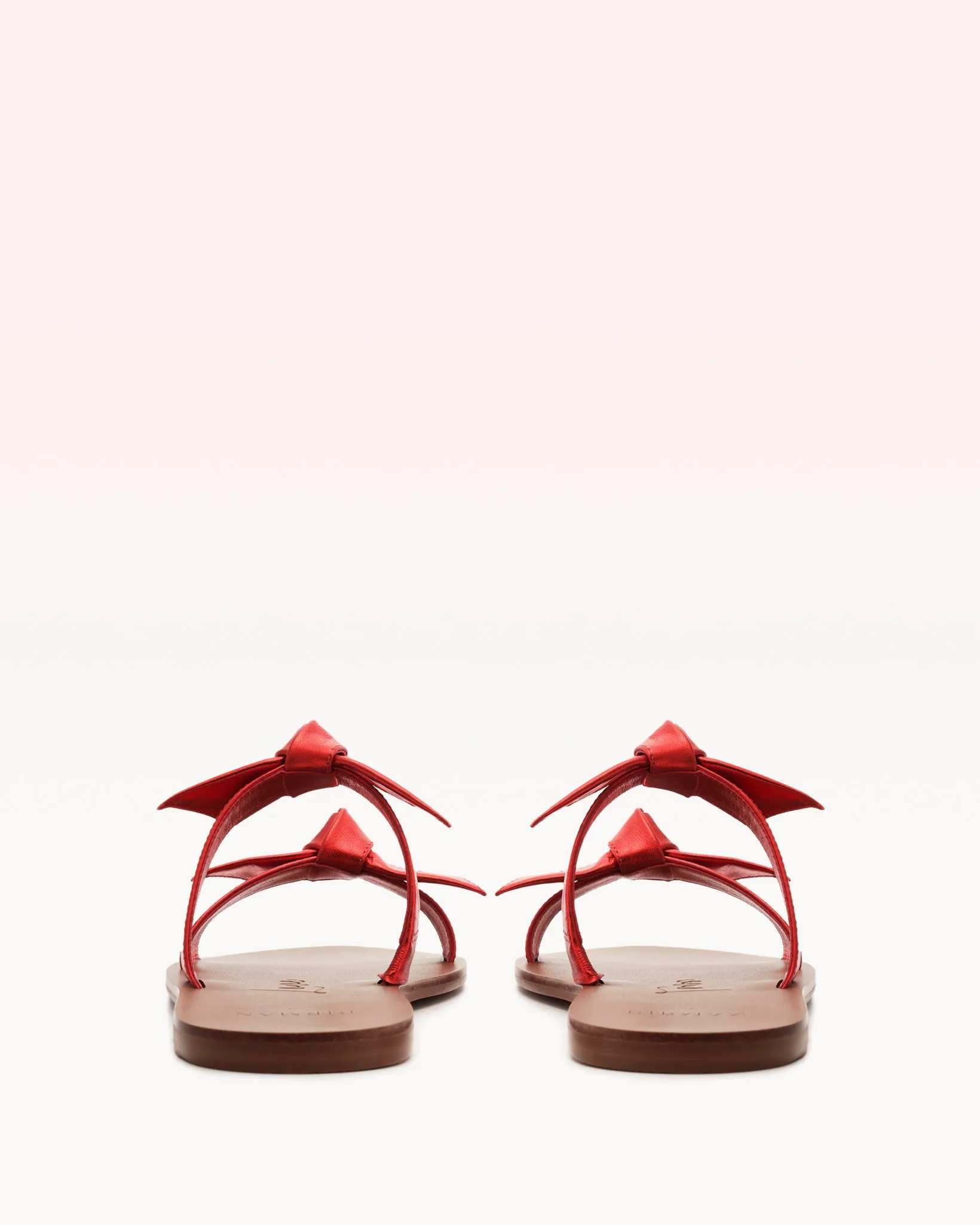 Clarita Holiday Love