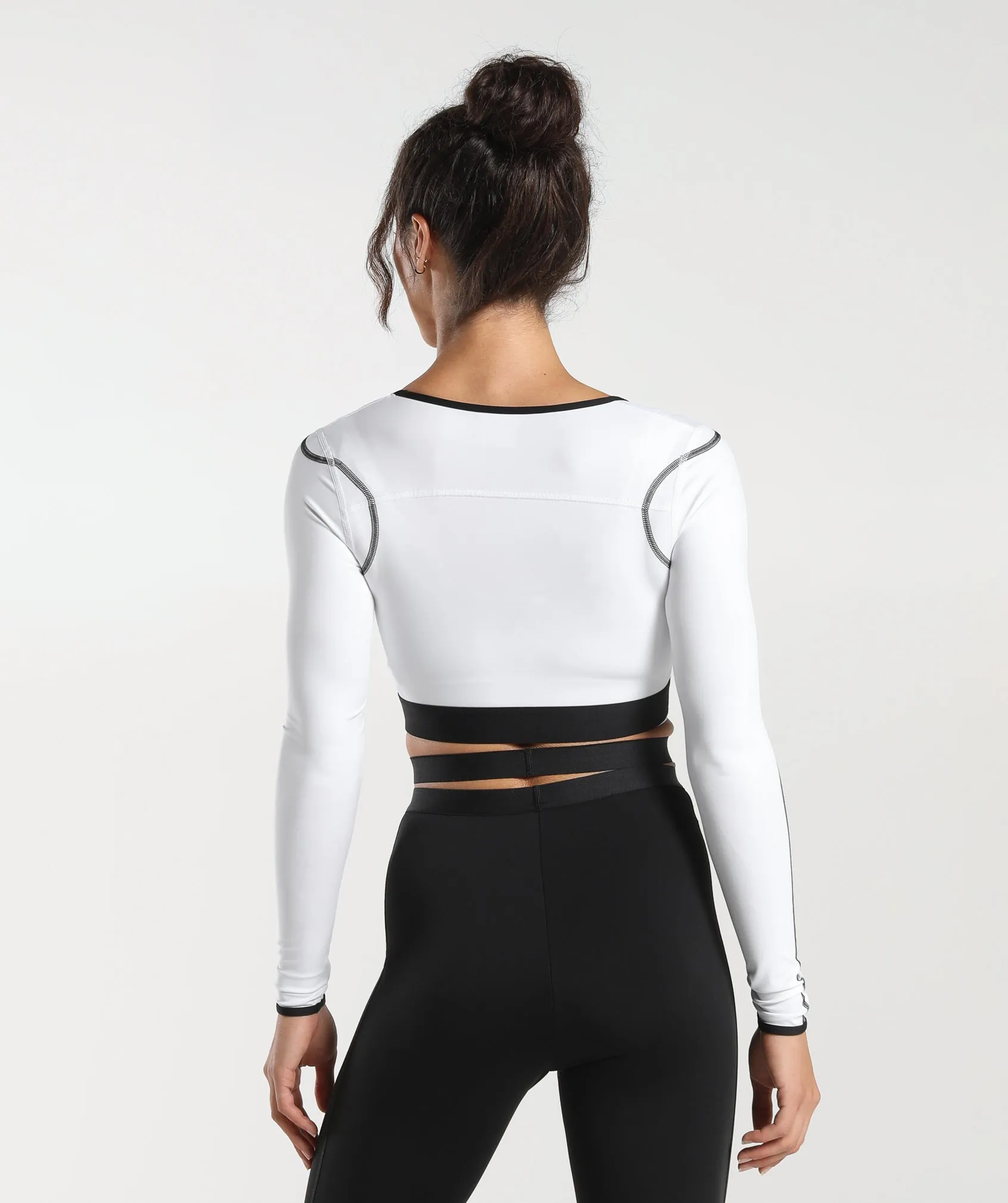 Gymshark Contrast Long Sleeve Crop Top - White