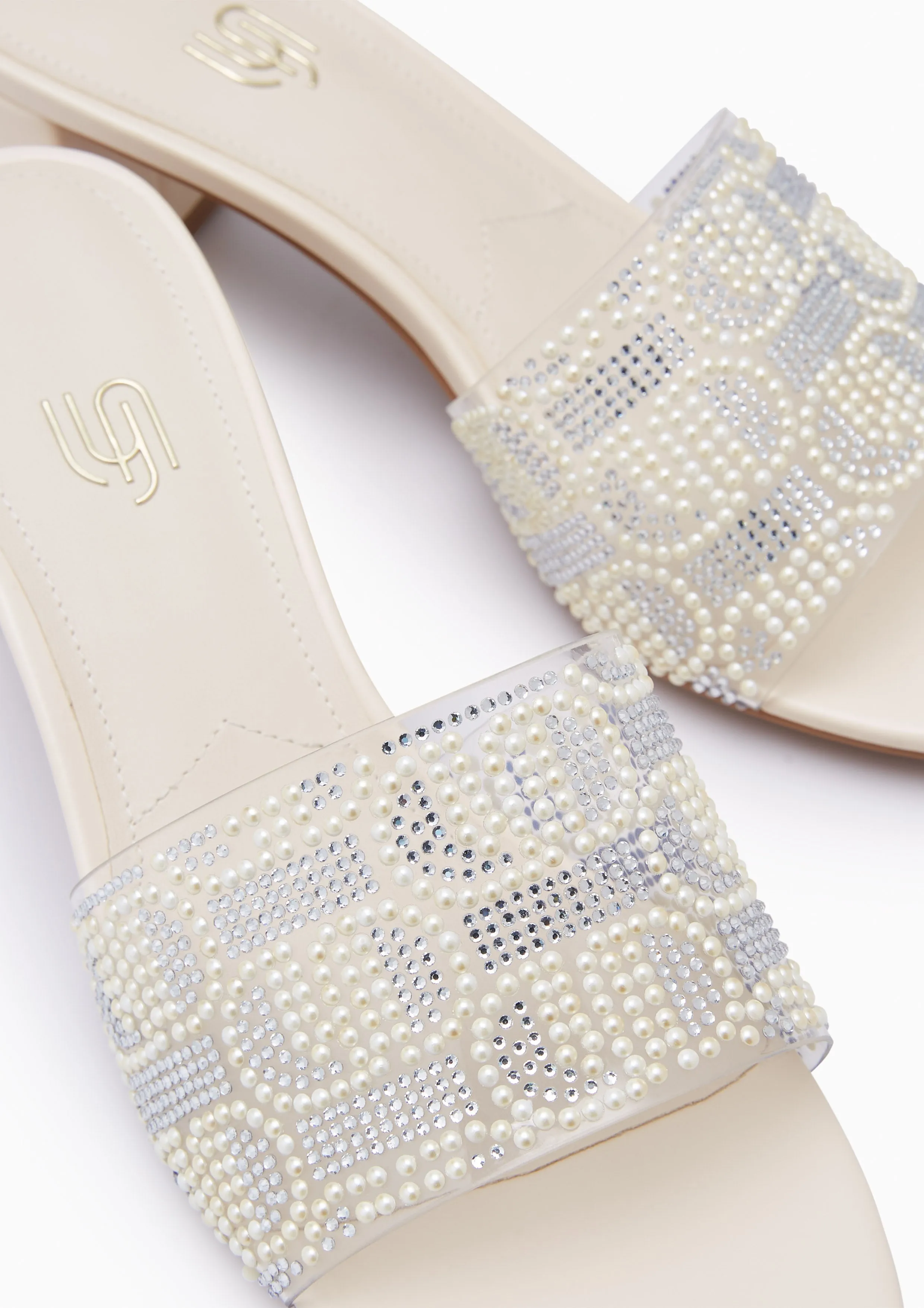 Newly Clear Mid Heels Beige