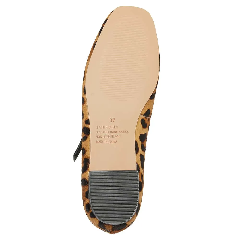 Tottie Flat in Leopard Leather