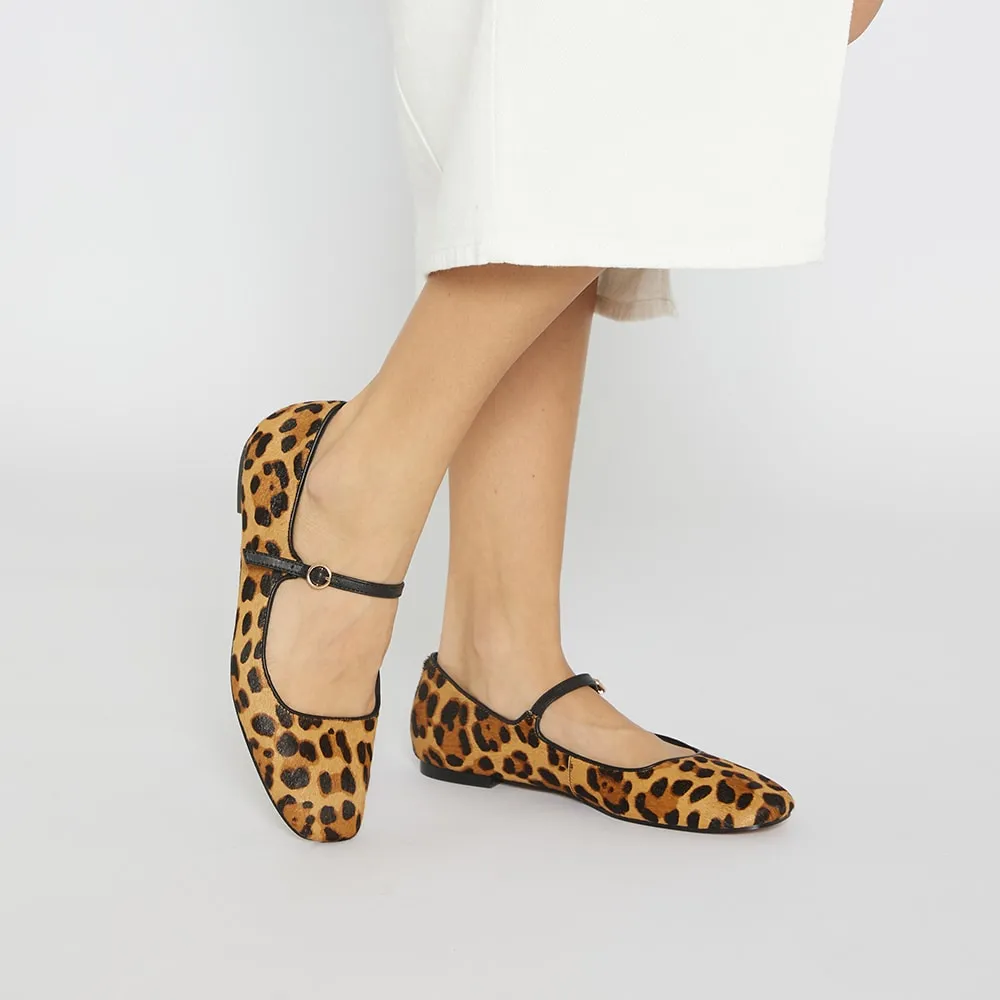 Tottie Flat in Leopard Leather