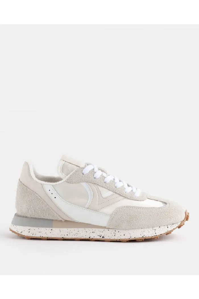Victoria Shoes Women's Crudo