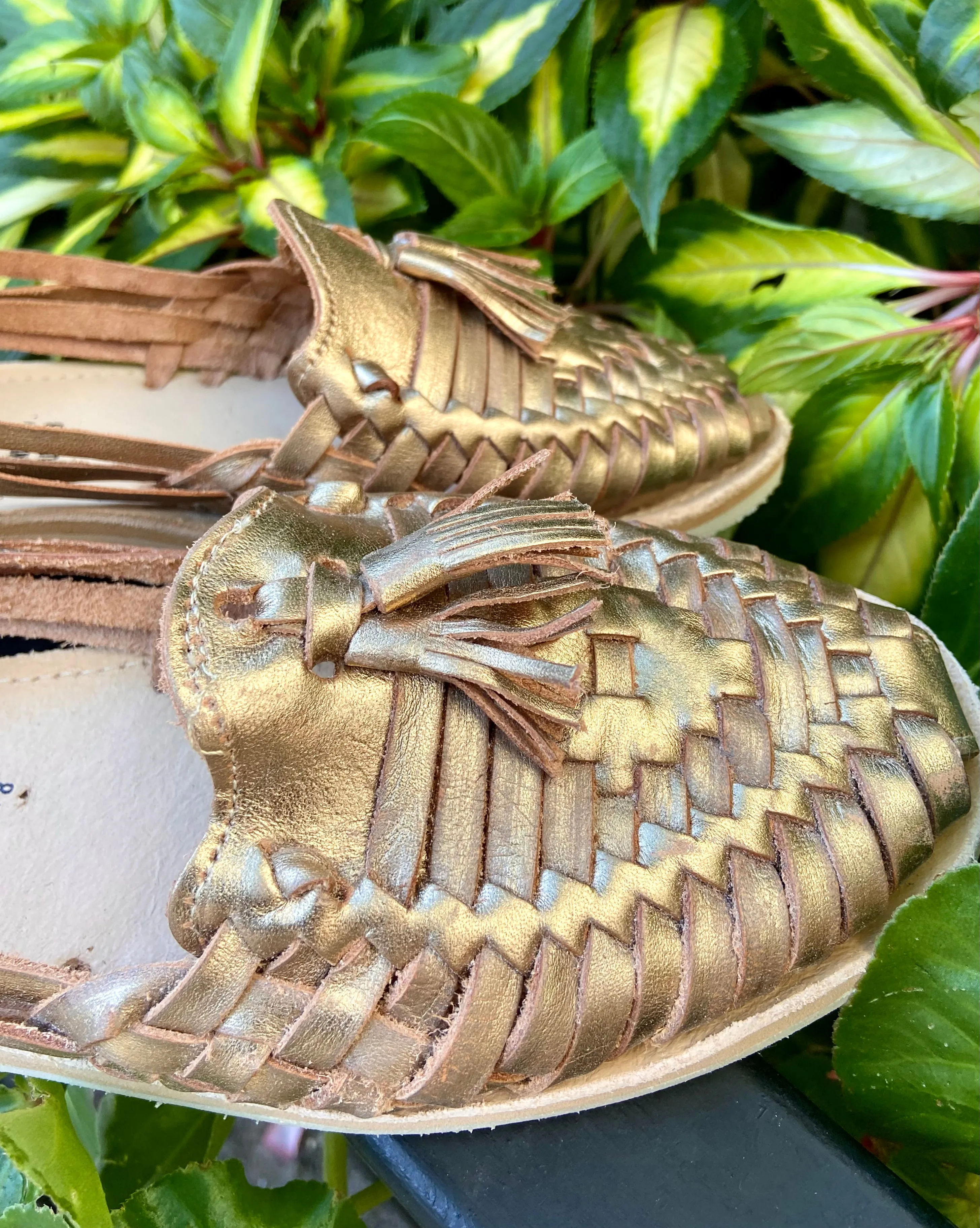 Women’s Mexican Huarache Sandals -- Gold