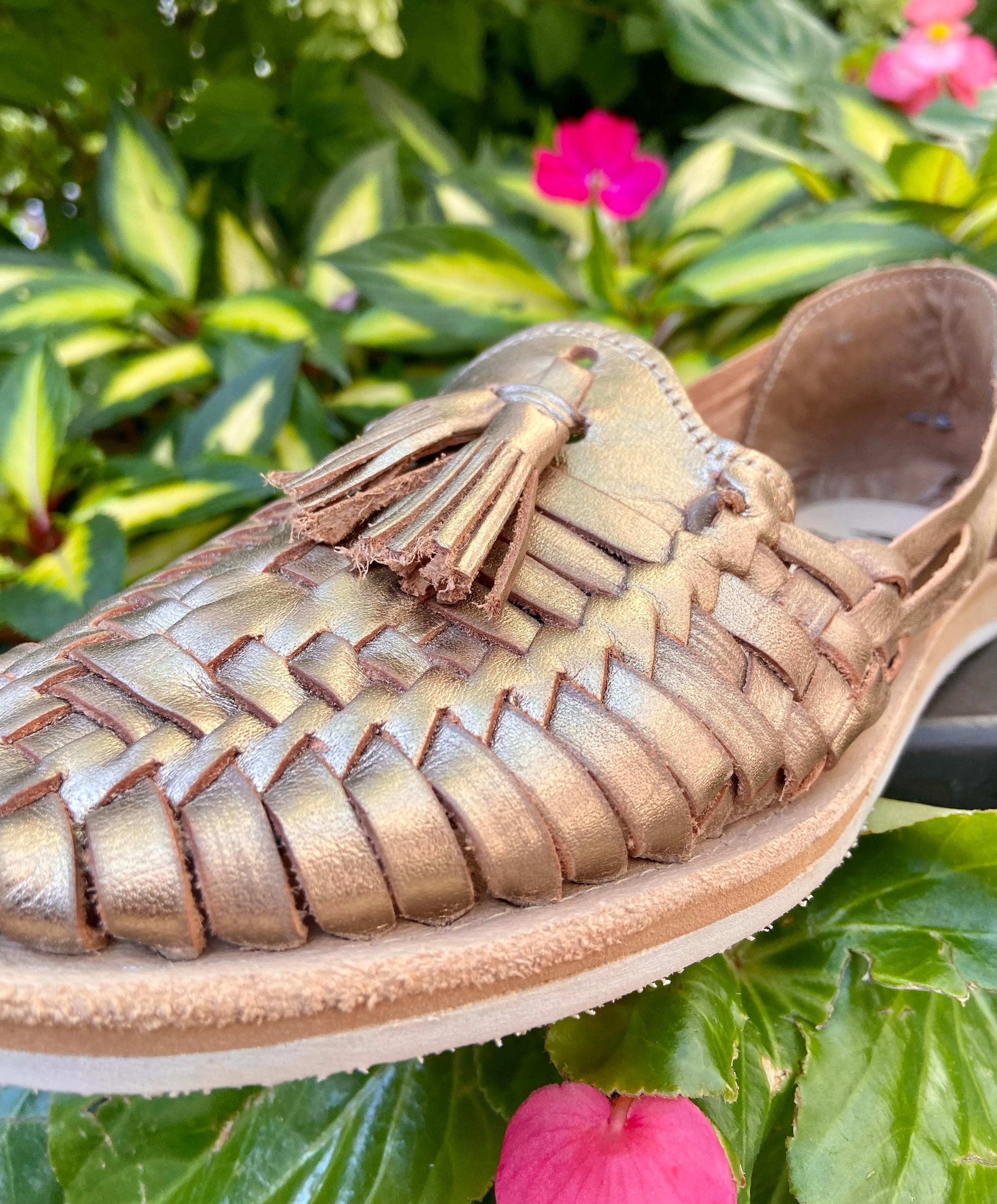 Women’s Mexican Huarache Sandals -- Gold